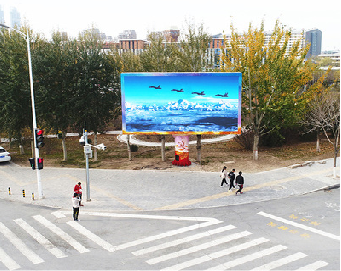 永嘉户外大屏广告投放要点。